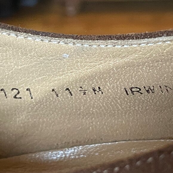 Bruno Magli Mens 11 1/2  D Irwin Cocoa Brown Suede shoes, very good! main image 9